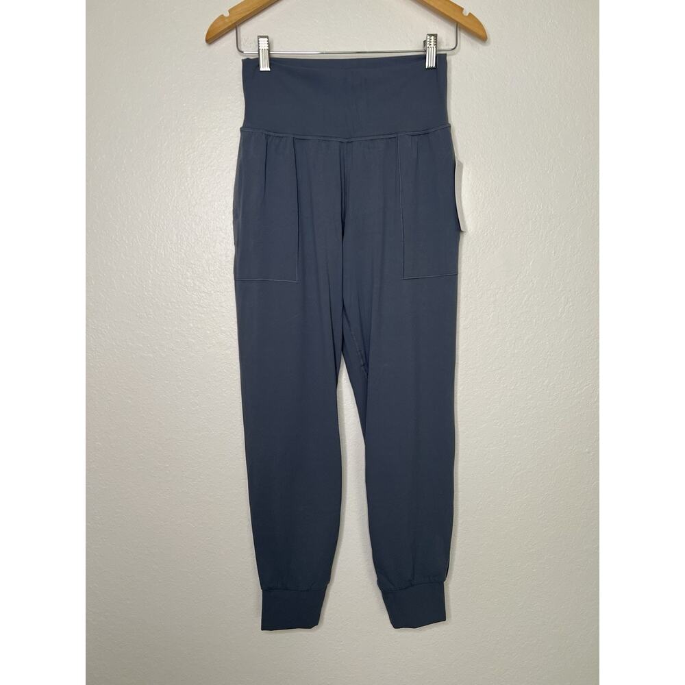 NWT Athleta Gray Salutation Jogger in Slate Gray Size Small
